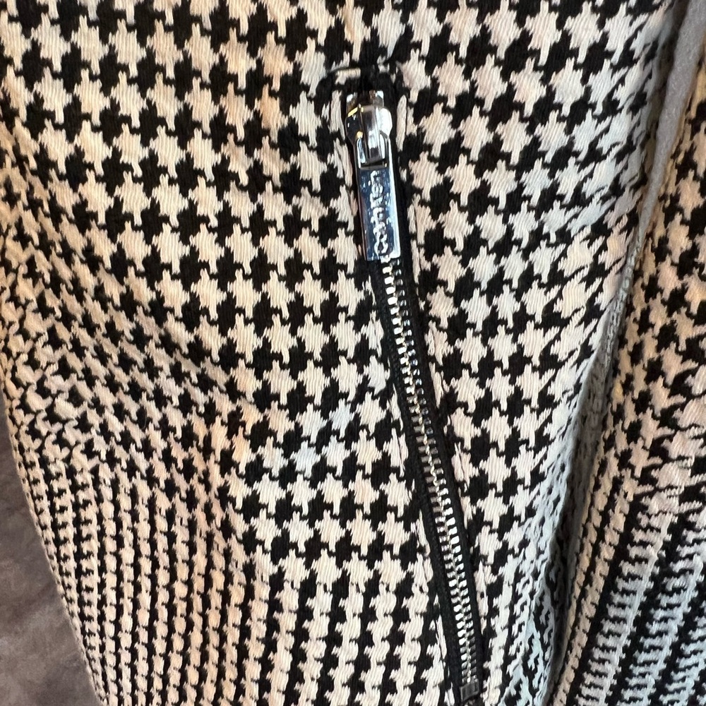 Calvin Klein Women’s Large black and white jacket - Picture 4 of 6